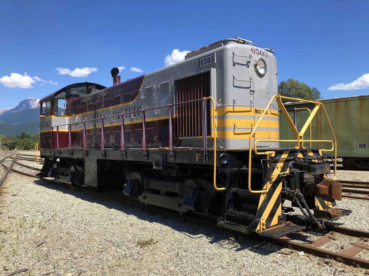 You are currently viewing Canadian Pacific 6503 S3 Switcher